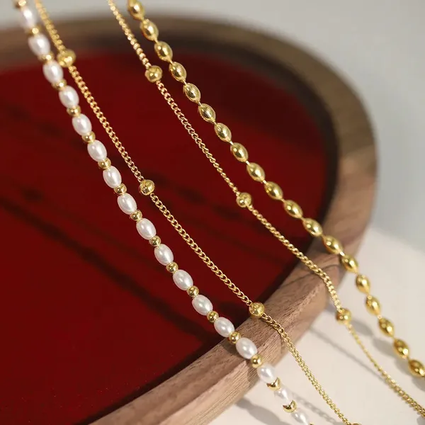 Gold_Layered_Pearl_Beaded_Necklace_For_Women